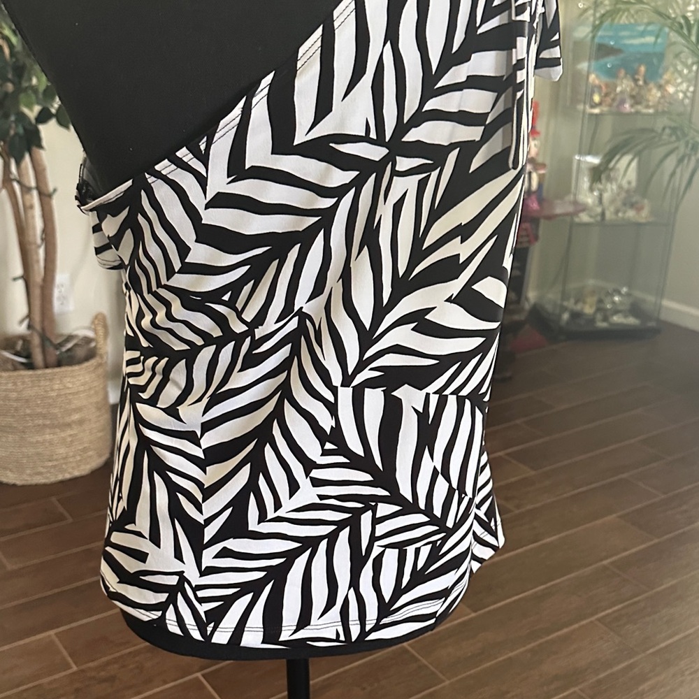 Clara Sun Woo Black and White Wide Leg Jumpsuit - Picture 4 of 5